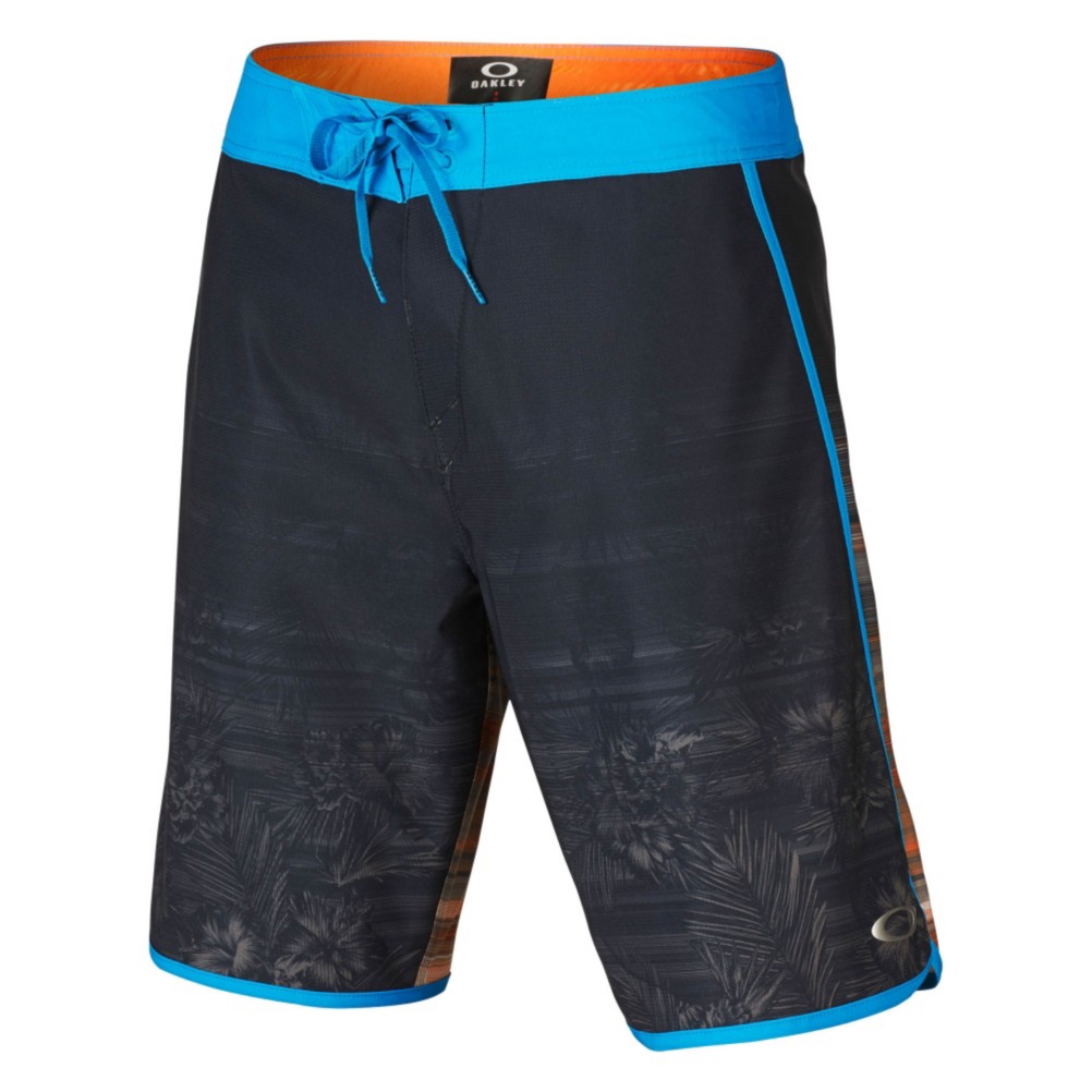 UPC 888896367595 product image for Oakley Blade Straight Edge Board Shorts | upcitemdb.com