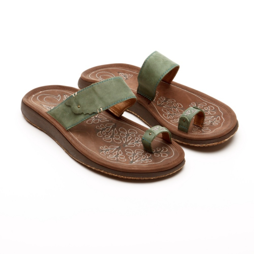 olukai womens flip flops