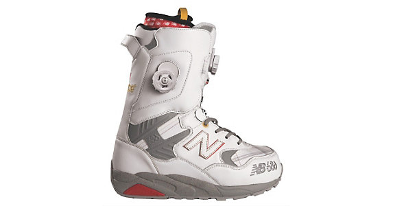 686 New Balance Snowboard Boots