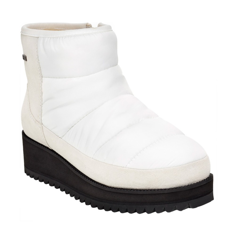 womens white ugg boots